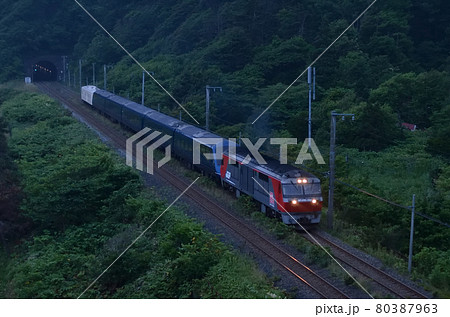 「THE ROYAL EXPRESS ~HOKKAIDO CRUISE TRAIN~」専用車両の輸送 「THE ROYAL EXPRESS ~HOKKAIDO CRUISE TRAIN~」専用車両の輸送 80387963