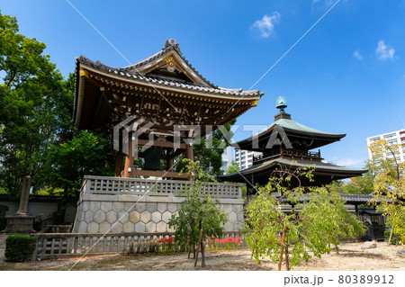 愛知県名古屋市 真宗大谷派名古屋別院 鐘楼と納骨堂 80389912