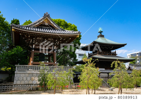 愛知県名古屋市 真宗大谷派名古屋別院 鐘楼と納骨堂 愛知県名古屋市 真宗大谷派名古屋別院 鐘楼と納骨堂 80389913