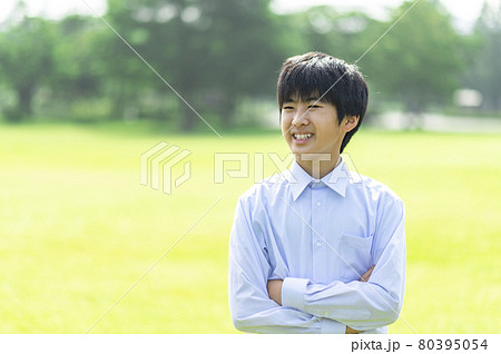 中学生の男の子 80395054