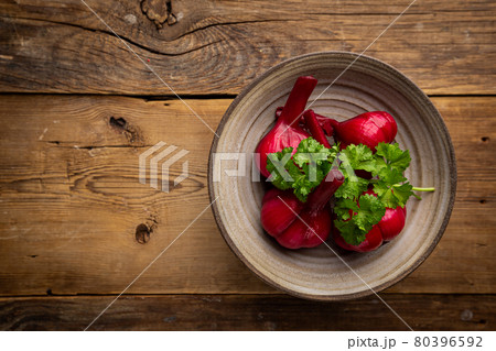 Red pickled garlic 80396592
