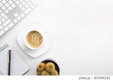Office flat lay 80396593