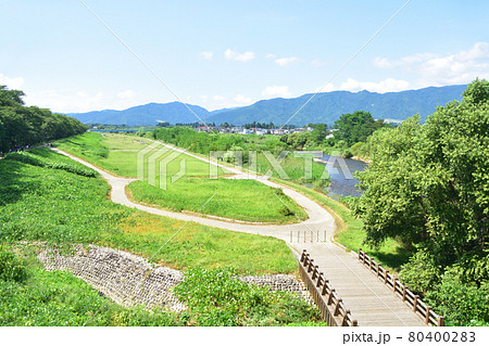 2020年夏の山形鉄道フラワー長井線と車窓からの風景 2020年夏の山形鉄道フラワー長井線と車窓からの風景 80400283