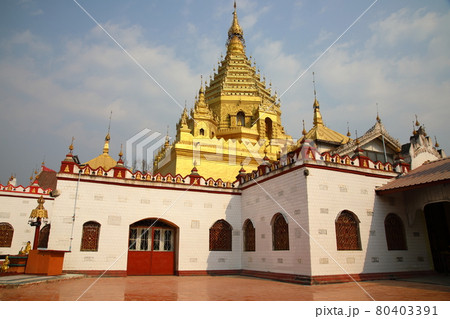 ヤダナマンアウンパゴダ（ニャウンシェ、ミャンマー） 80403391