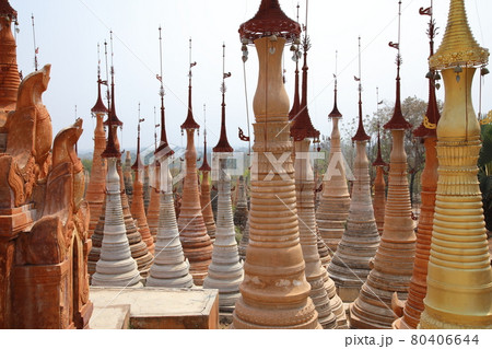 インデイン寺院（インレー湖、ミャンマー） 80406644