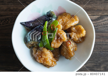 鶏となすのピリ辛煮 鶏となすのピリ辛煮 80407141