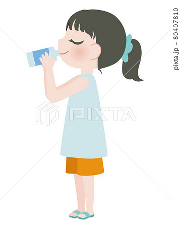 ペットボトルの水を飲む女の子のイラスト素材