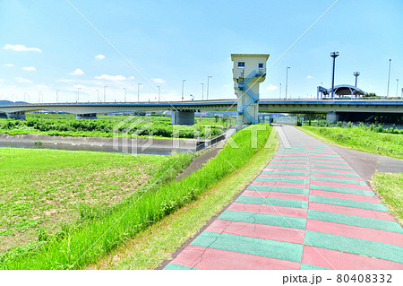 稲城大橋/多摩川を下流/府中市側より望む(東京都府中市)【2021.7】 稲城大橋/多摩川を下流/府中市側より望む(東京都府中市)【2021.7】 80408332