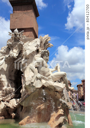 Statue of Zeus By Bernini, detail of Four Rivers Fountain, Rome, Italy 80412700