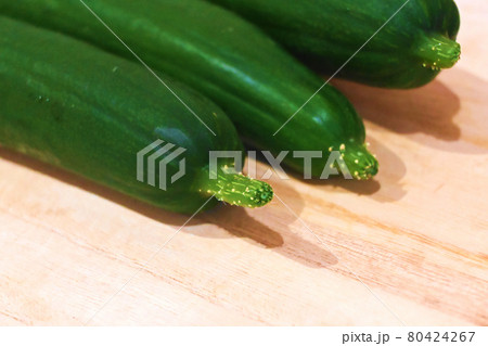 キュウリのヘタ部分 キュウリのヘタ部分 80424267
