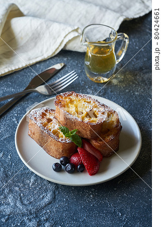 フレンチトースト 80424661