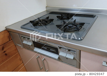 ビルトインガスコンロの交換 80429347