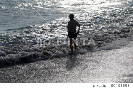 Girl is resting in the summer on the sea Girl is resting in the summer on the sea 80433693