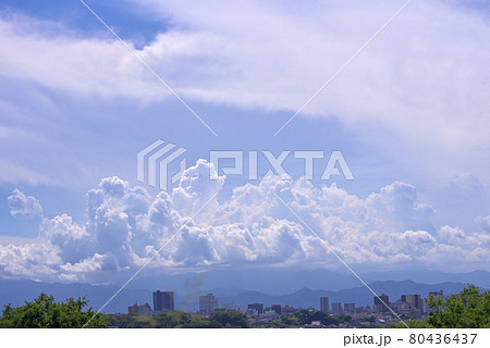 湧き上がる積乱雲 湧き上がる積乱雲 80436437