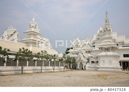 ホワイト・テンプル（チェンライ、タイ） 80437328