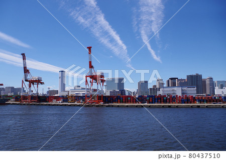 船上から見た東京の風景 船上から見た東京の風景 80437510