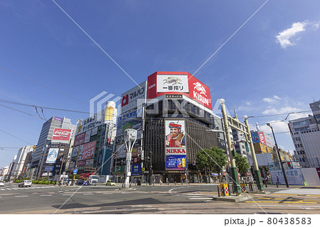 ススキノ交差点風景 ススキノ交差点風景 80438583