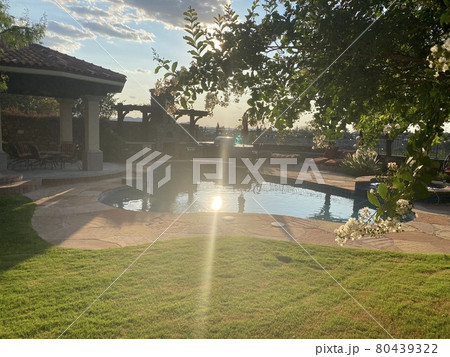 プールのある家 プールのある家 80439322
