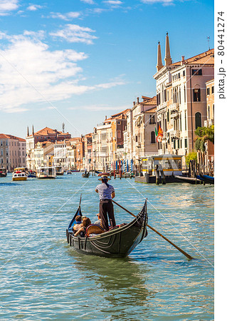 Gondola on Canal Grande in Venice 80441274