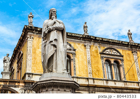 Statue of Dante in Verona, Italy Statue of Dante in Verona, Italy 80443533