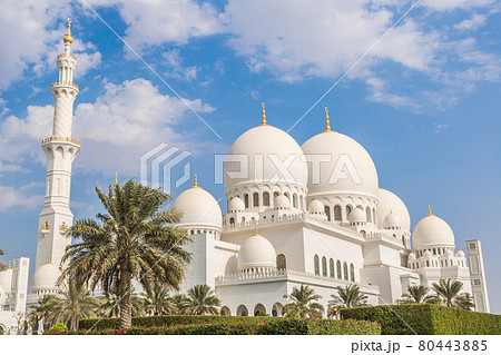 Sheikh Zayed Mosque in Middle East United Arab Emirates with reflection on water. Abu Dhabi. 80443885