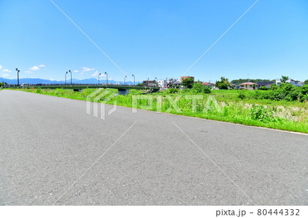 萩原橋/浅川を下流側より望む(東京都八王子市)【2021.7】 萩原橋/浅川を下流側より望む(東京都八王子市)【2021.7】 80444332