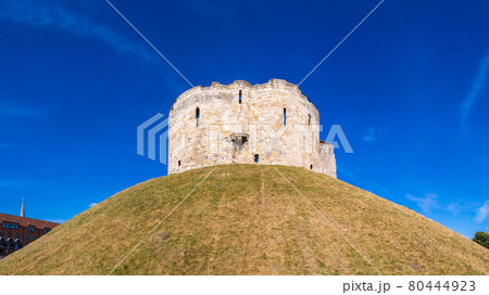Cliffords Tower in York in England 80444923