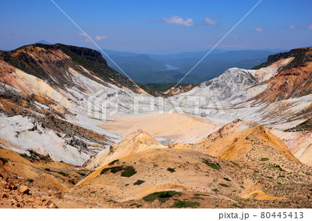 異世界のような山の景色16 異世界のような山の景色16 80445413