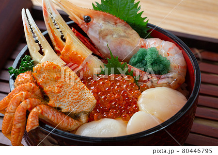 海鮮丼 80446795