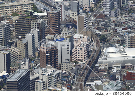 東京スカイツリーから望む:東武スカイツリーライン直通の東急田園都市線8500系 東京スカイツリーから望む:東武スカイツリーライン直通の東急田園都市線8500系 80454000