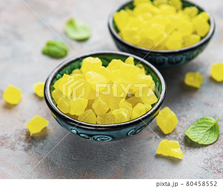 Sweet pineapple succade cubes 80458552