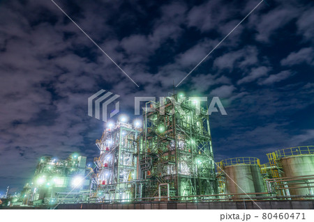 《神奈川県》工場夜景・京浜工業地帯 《神奈川県》工場夜景・京浜工業地帯 80460471