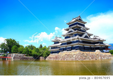 松本市、国宝松本城の風景 80467695