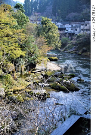 のどかな天降川周辺風景　あもりがわ　霧島温泉郷　日向山温泉　鹿児島県 80479327