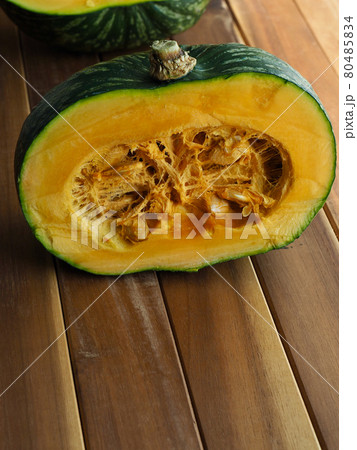 カボチャ ズッキーニ 野菜 80485834