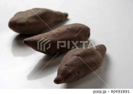 加賀野菜の一つ五郎島金時(さつまいも) 加賀野菜の一つ五郎島金時(さつまいも) 80493891