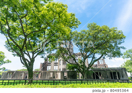 夏の原爆ドーム 広島県広島市 夏の原爆ドーム 広島県広島市 80495364