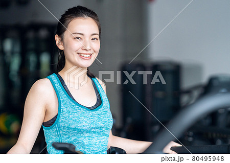 フィットネス スポーツジム ランニング トレーニング エクササイズ フィットネス スポーツジム ランニング トレーニング エクササイズ 80495948