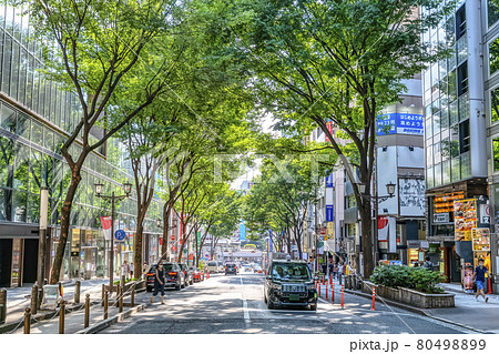東京渋谷の都市風景 渋谷・宮益坂 東京渋谷の都市風景 渋谷・宮益坂 80498899