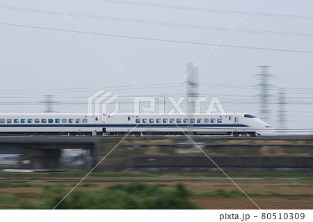 曇天の東海道新幹線を疾走する300系新幹線のぞみ号_2009/4/5撮影 曇天の東海道新幹線を疾走する300系新幹線のぞみ号_2009/4/5撮影 80510309