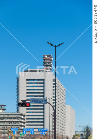 【人がいないお正月の霞が関三丁目交差点】 80513440