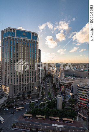 《神奈川県》横浜駅前・都市風景 《神奈川県》横浜駅前・都市風景 80514692