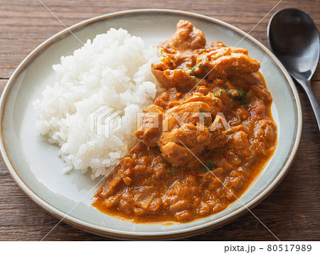 スパイスチキンカレー 80517989