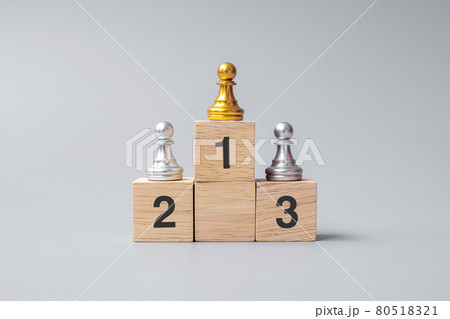 top of golden chess pawn pieces or leader businessman. victory, leadership, business success, team, recruiting, and teamwork concept 80518321