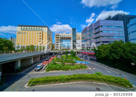 川崎市麻生区 新百合ヶ丘駅南口ロータリーと周辺の街並み(上麻生1丁目)、タクシー乗り場 川崎市麻生区 新百合ヶ丘駅南口ロータリーと周辺の街並み(上麻生1丁目)、タクシー乗り場 80520998