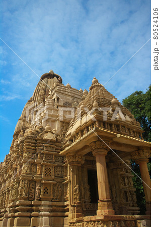 カジュラホ東郡のパールシュヴァナータ寺院 カジュラホ東郡のパールシュヴァナータ寺院 80524106