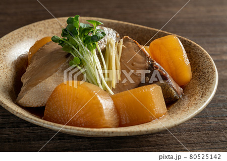 ぶり大根 80525142
