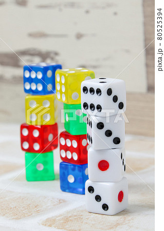 サイコロ, 四角, 四角形, ゲーム, 娯楽, 数字, 賭博,ダイス、ギャンブル,カジノ,さいころ サイコロ, 四角, 四角形, ゲーム, 娯楽, 数字, 賭博,ダイス、ギャンブル,カジノ,さいころ 80525394
