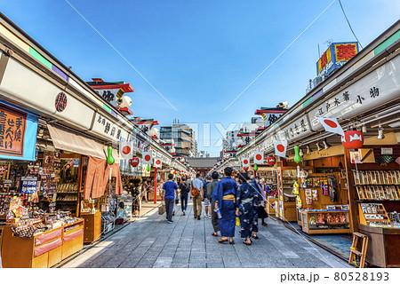 東京の都市風景 浅草寺・仲見世商店街 東京の都市風景 浅草寺・仲見世商店街 80528193