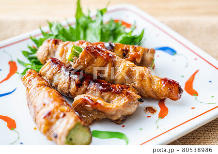 オクラの肉巻き照り焼き オクラの肉巻き照り焼き 80538986